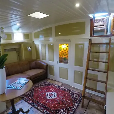 Boutique Houseboat Johanna